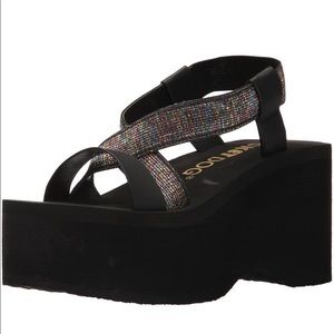 NWT Rocket Dog Glitter metallic Platform Sandals